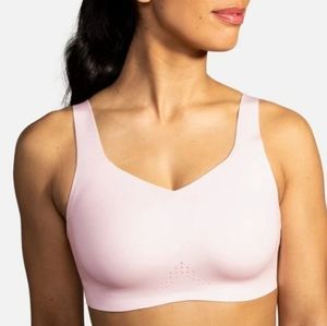 Brooks Dare Underwire Run Bra in Rosewater